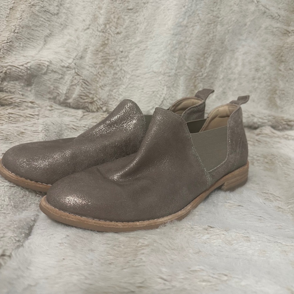 Clarks Artisan Taupe Metallic Side Cutout Ankle Booties Womens 9.5 M
